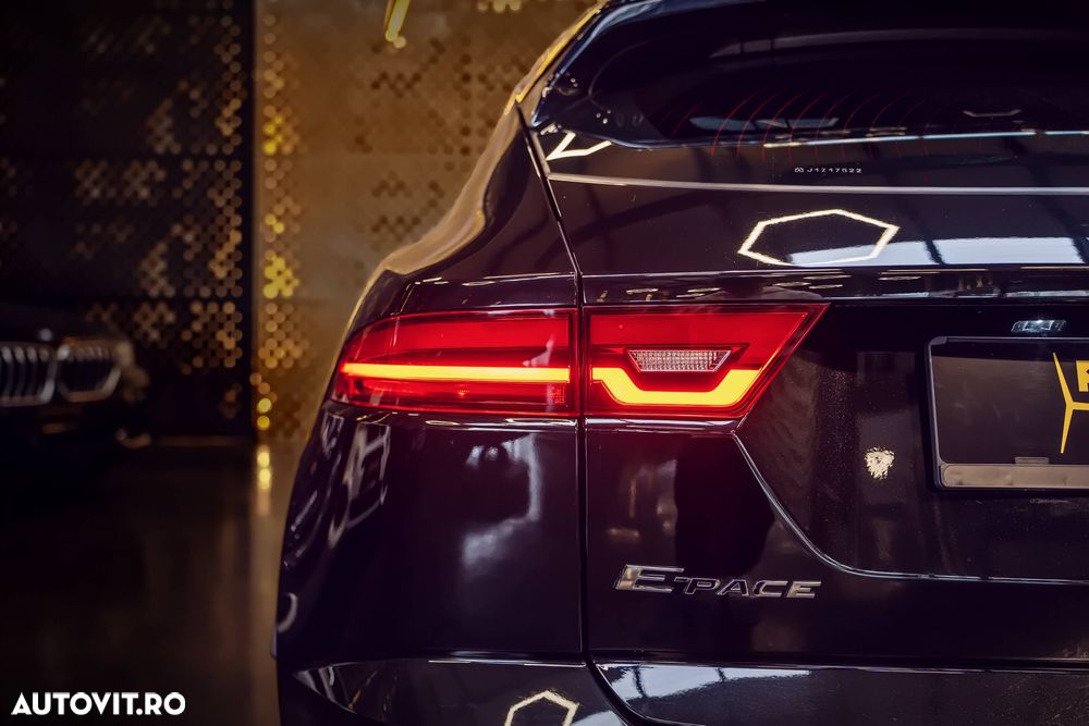 Jaguar E-Pace D180 AWD Aut. R-Dynamic S - 30