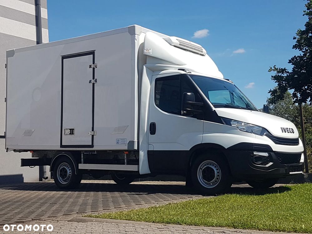 Iveco DAILY CHŁODNIA IZOTERMA AGREGAT THERMO KING V-200 MAX GRZANIE 7EP 3,68x2,10x2,10 KLIMA KRAJOWY - 30