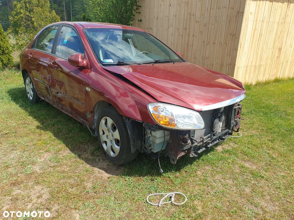 Kia Cerato 1.6 CRDi Comfort - 1