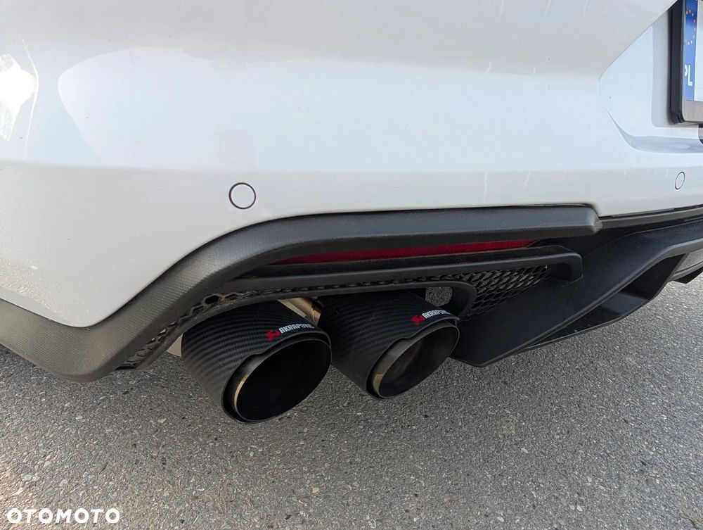 Ford Mustang Fastback 2.3 Eco Boost - 17