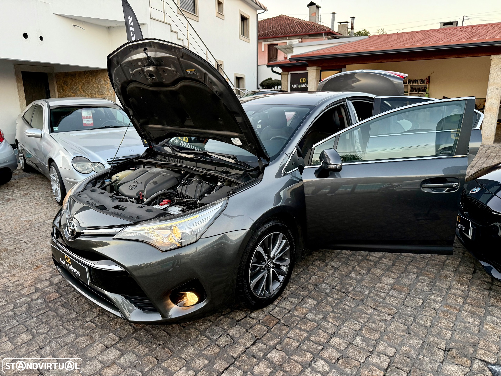 Toyota Avensis SD 1.6 D-4D Luxury+GPS - 53