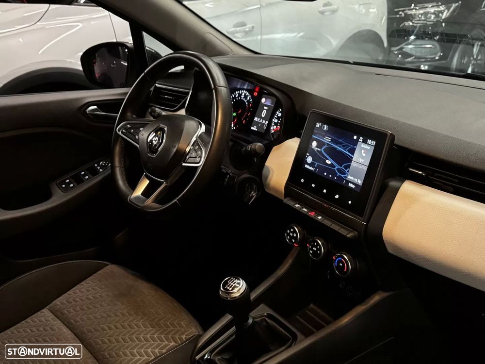 Renault Clio 1.0 TCe Evolution Bi-Fuel - 34