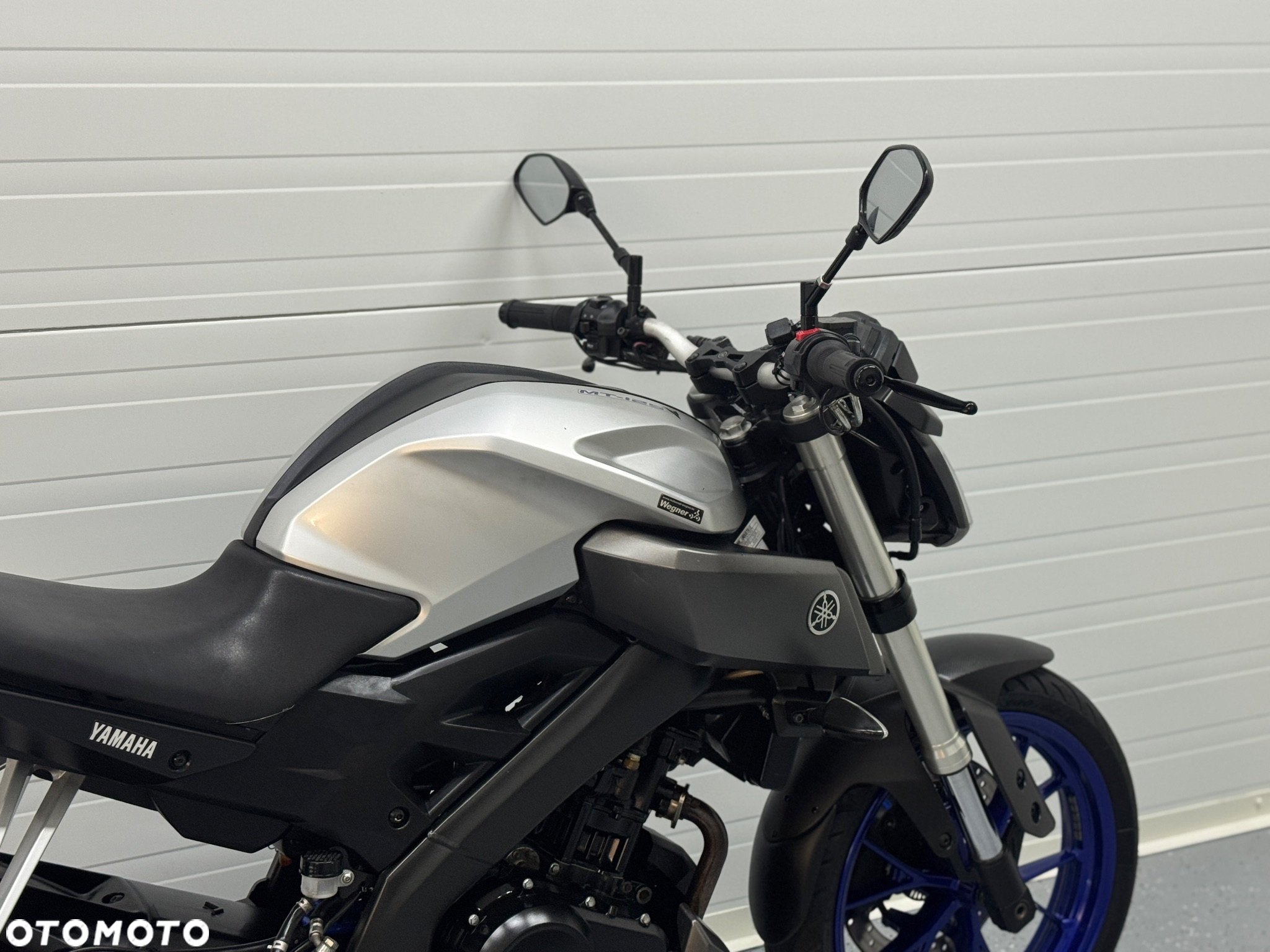 Yamaha MT - 5