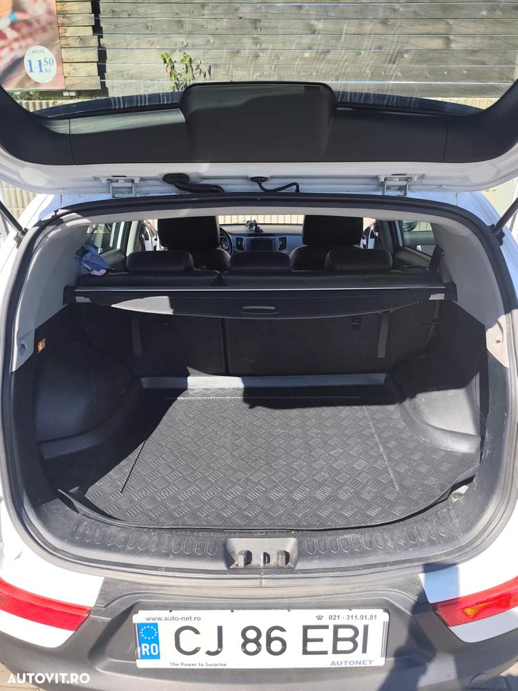 Kia Sportage 2.0 DSL 6AT 4x4 Style - 16