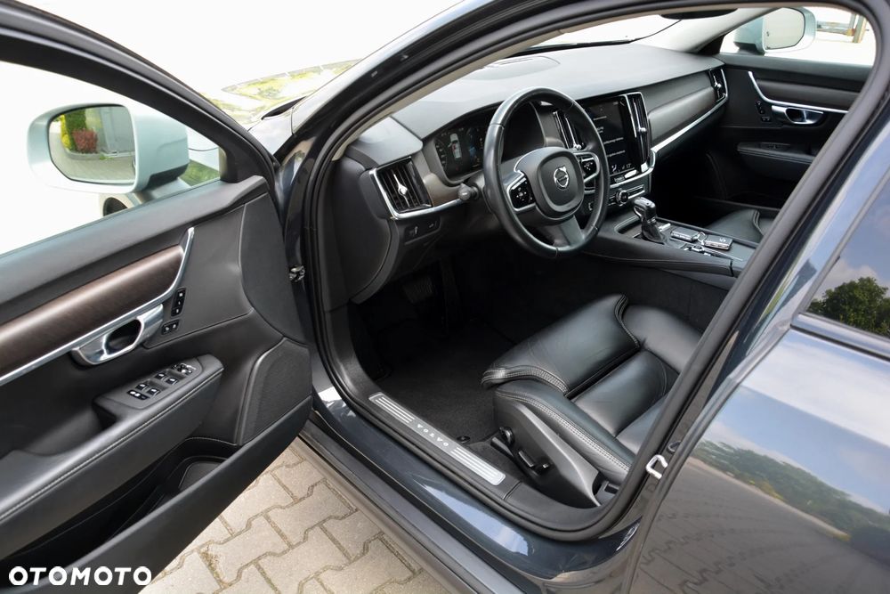 Volvo V90 Cross Country D4 AWD Geartronic Pro - 2