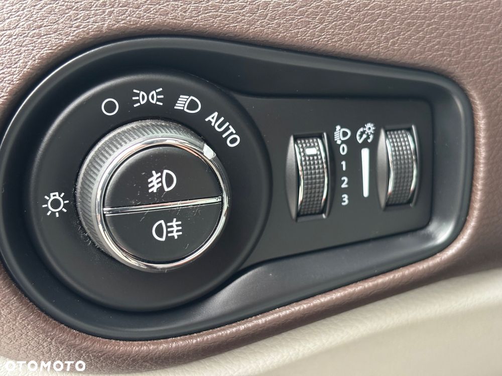 Jeep Renegade 1.4 MultiAir Limited - 17