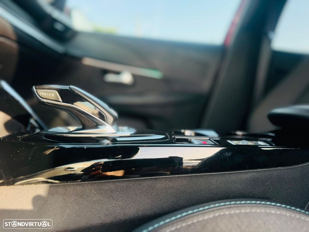 Peugeot 208 1.2 PureTech Allure Pack EAT8 - 28