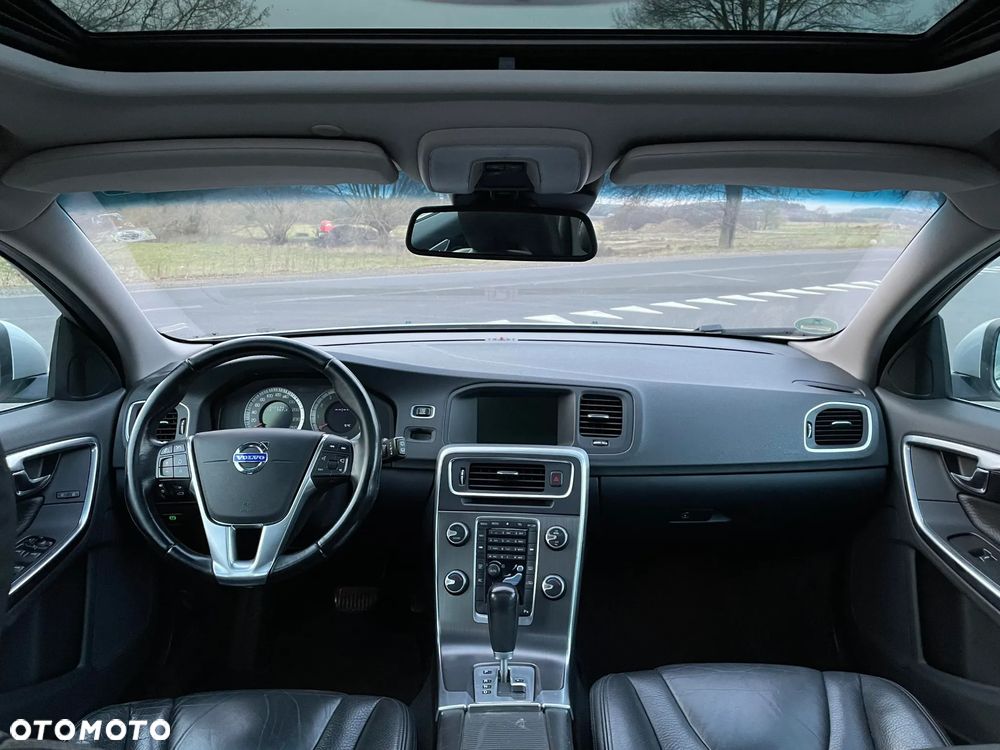 Volvo V60 - 14