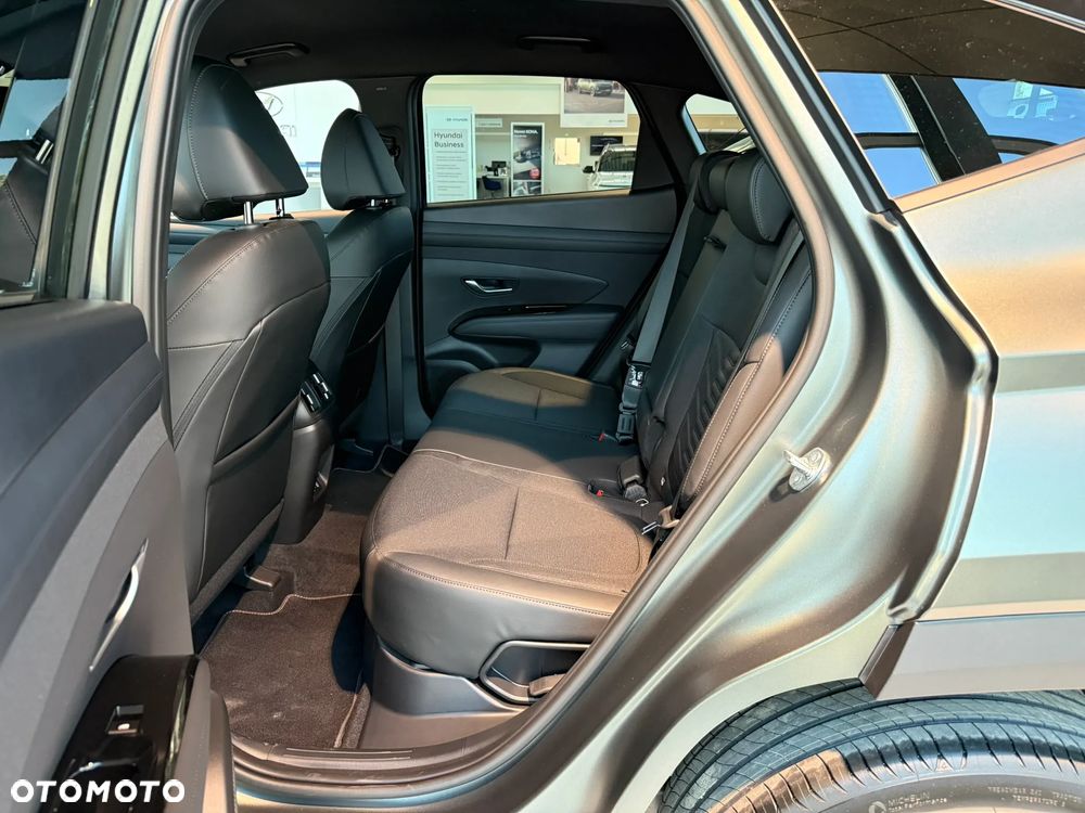 Hyundai Tucson 1.6 T-GDi HEV Smart 2WD - 7