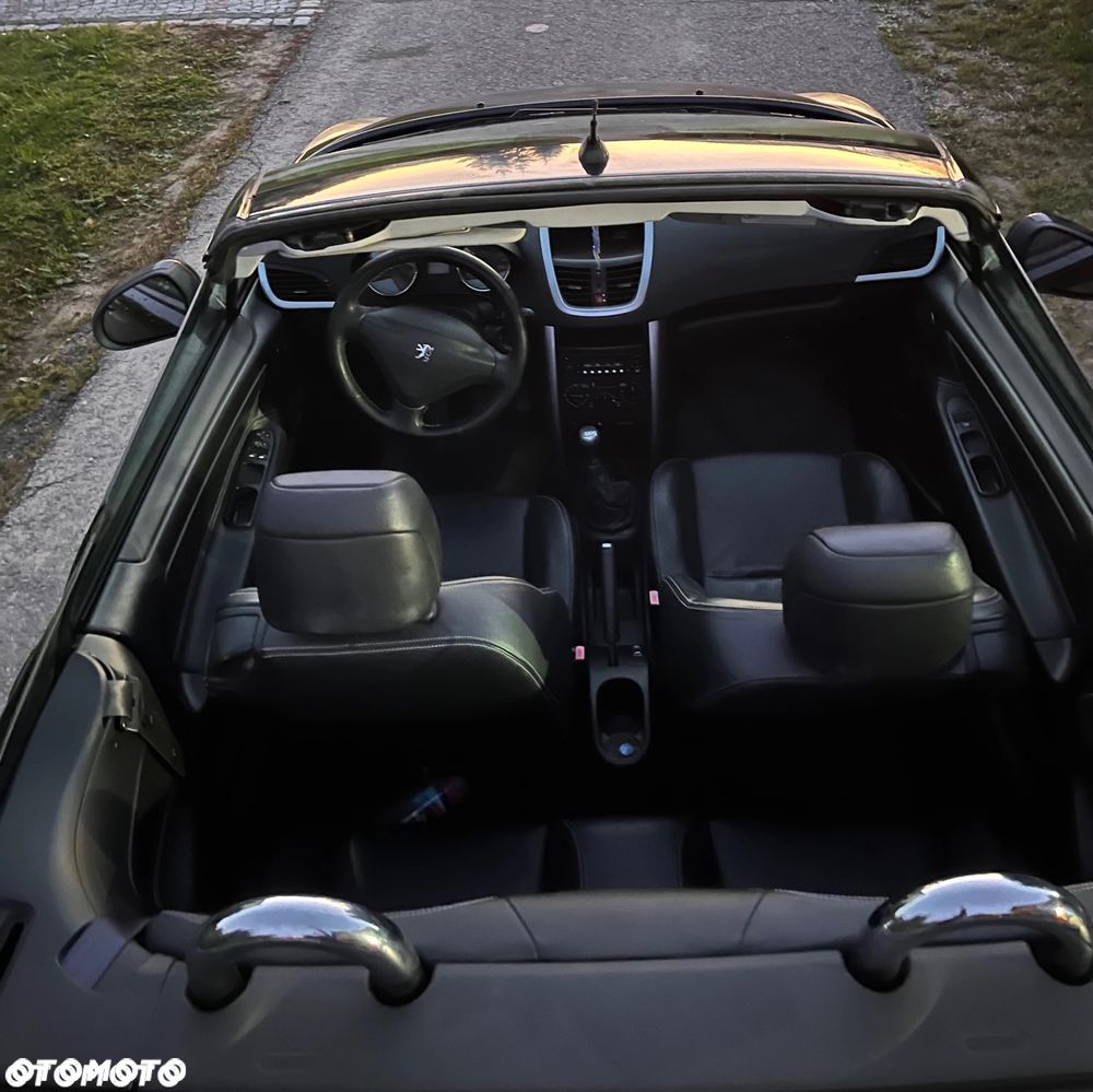 Peugeot 207 CC - 10
