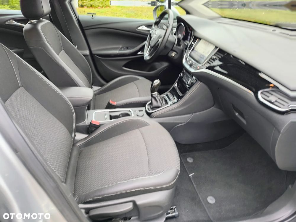 Opel Astra 1.4 Turbo Innovation - 9