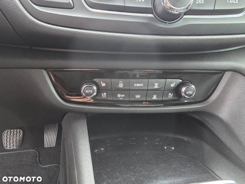 Opel Insignia 2.0 CDTI 4x4 Elite S&S - 13