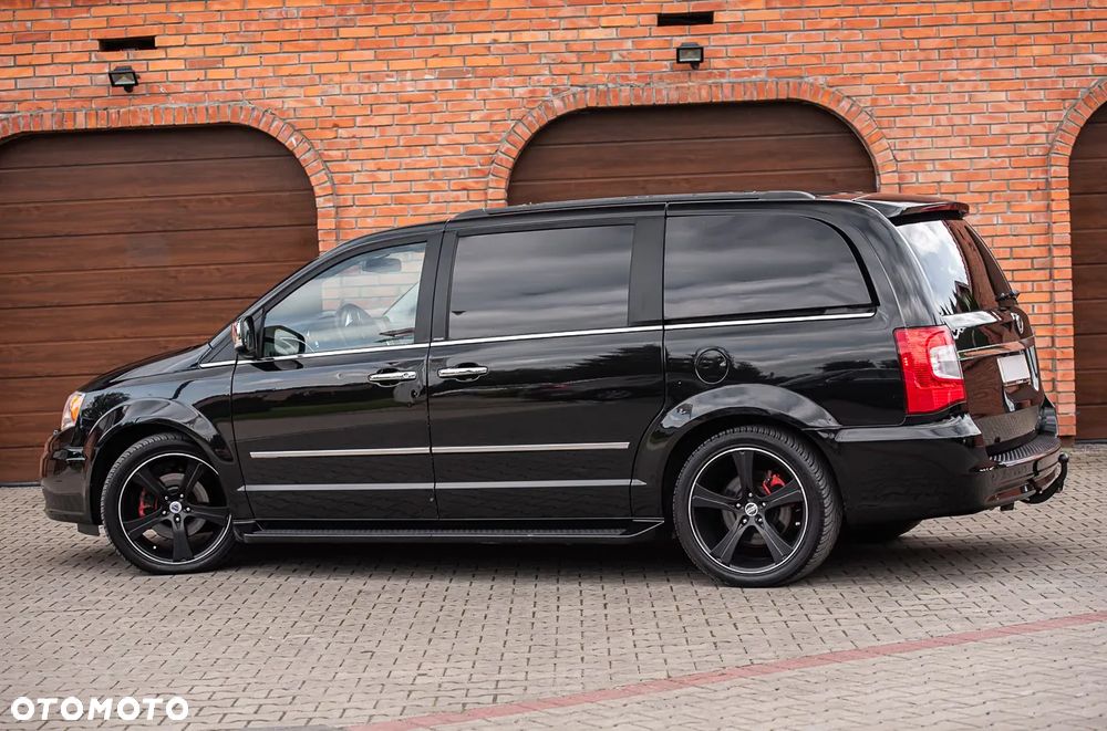 Lancia Voyager 3.6 Platinum Euro6 - 7