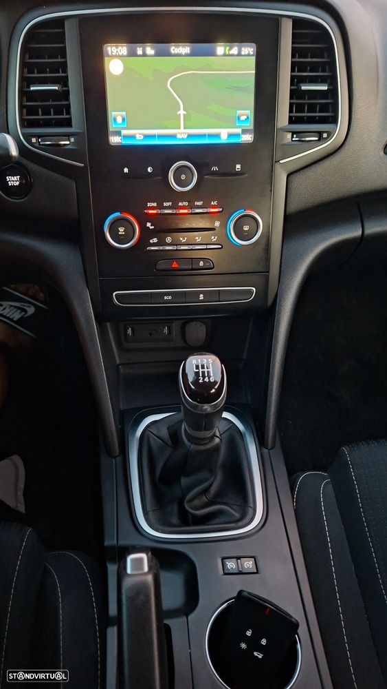 Renault Mégane - 10