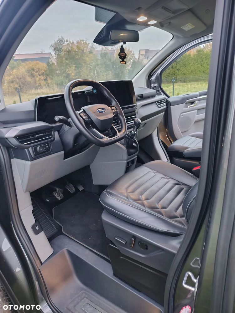 Ford Tourneo Custom 2024 photo 4