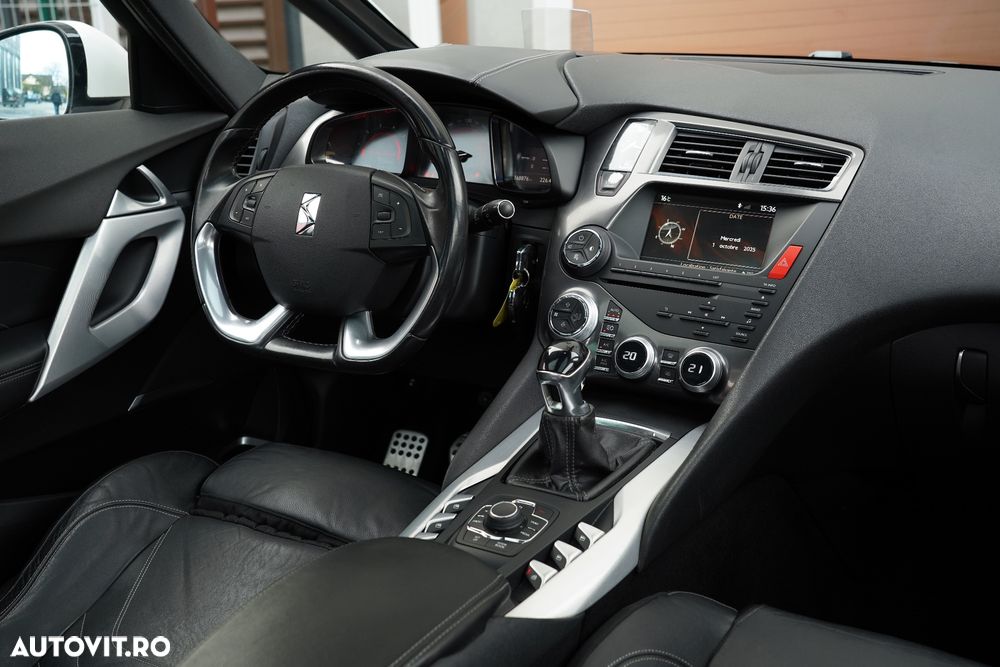 Citroën DS5 HDi 165 Chic - 15