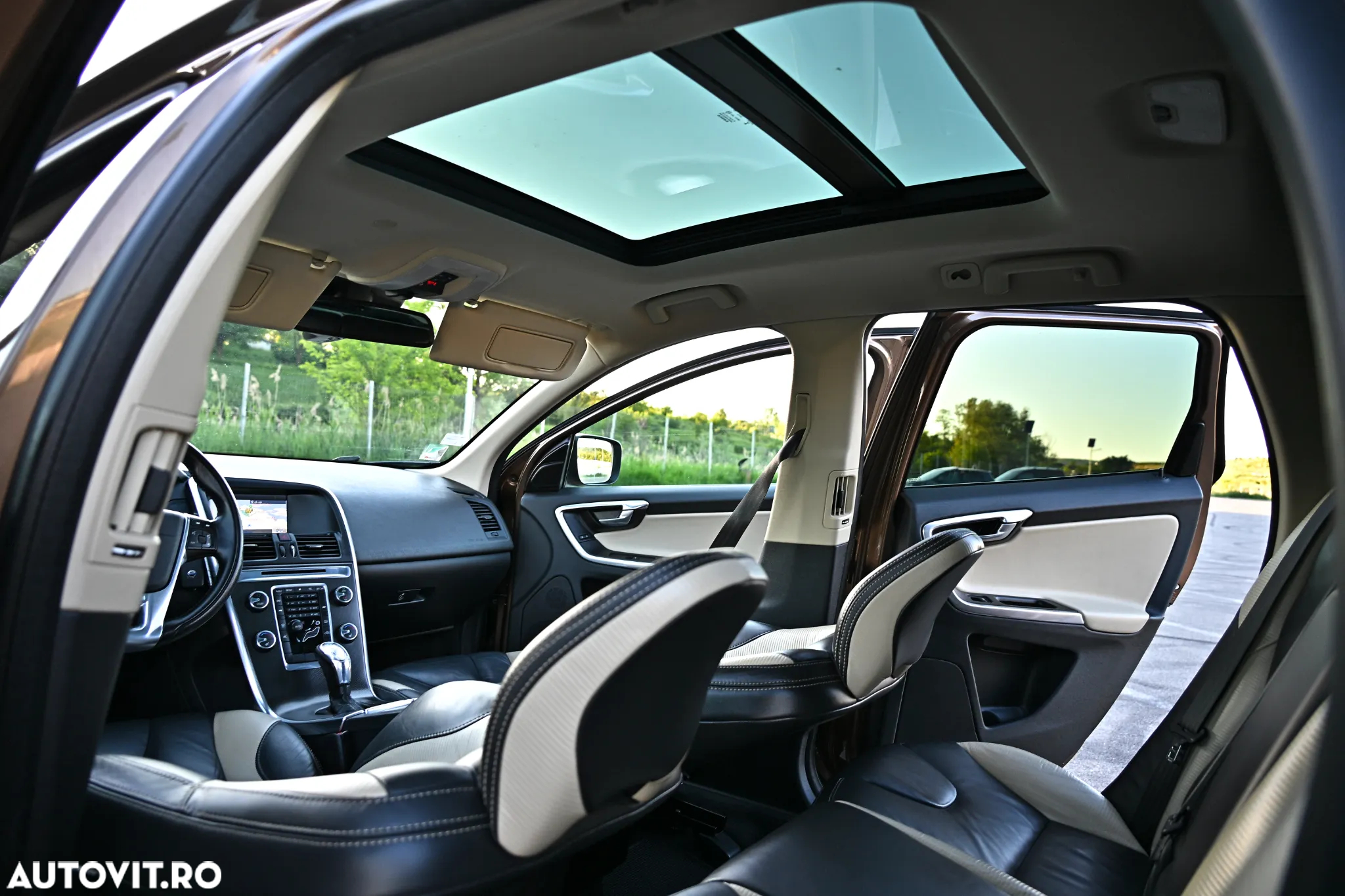 Volvo XC 60 D5 AWD Aut. RDesign - 20