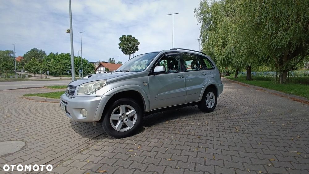 Toyota RAV4 2.0 D-4D Luna - 2