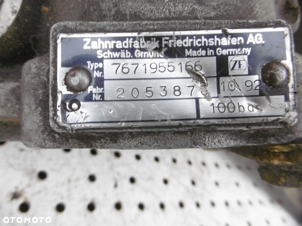 POMPA WSPOMAGANIA VW LT 2.4 - 5
