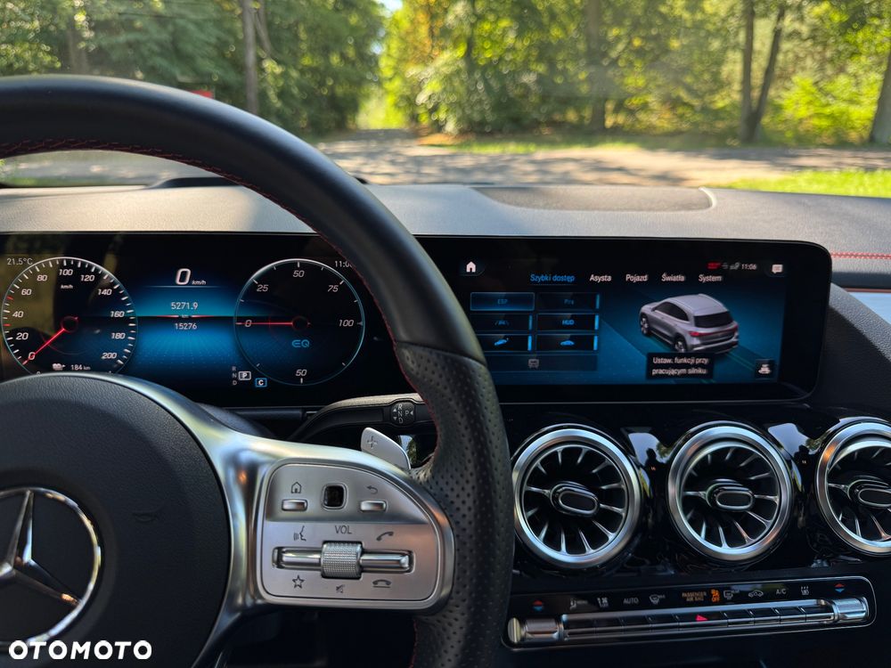 Mercedes-Benz EQA 350 66.5kWh 4-Matic AMG Line - 38