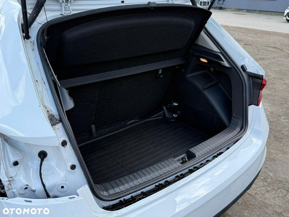 Skoda Fabia 1.0 TSI Selection - 18