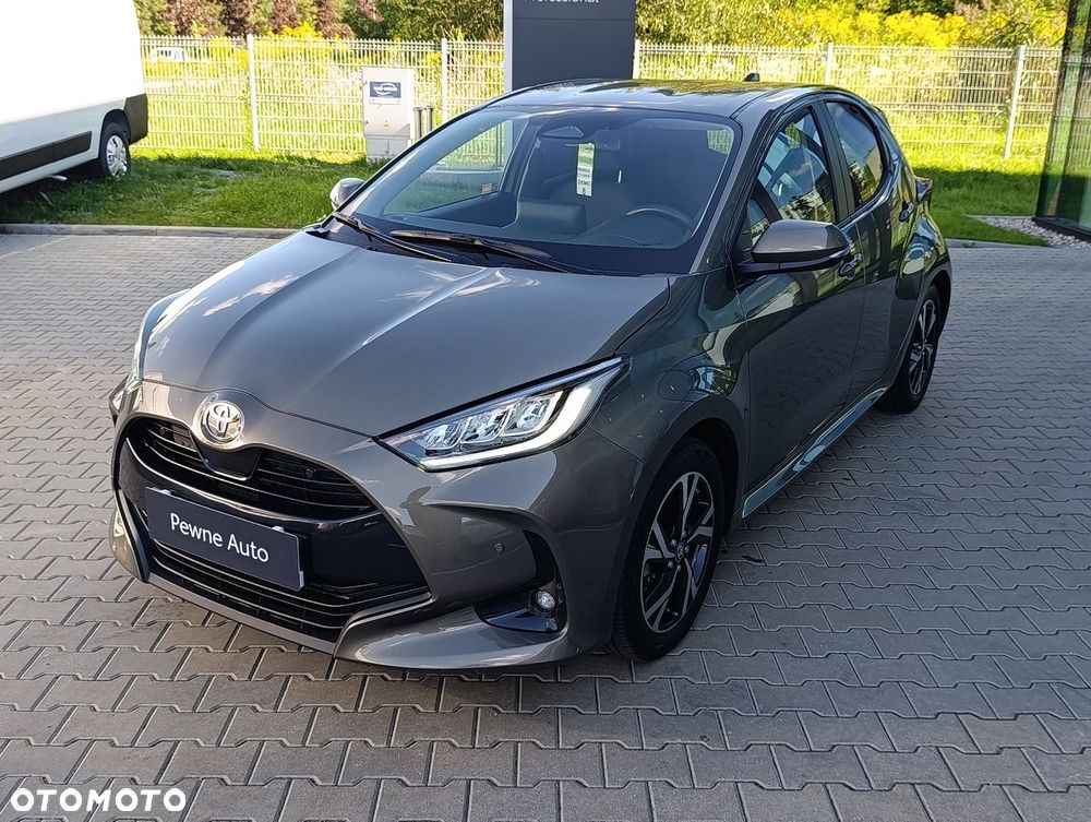 Toyota Yaris Hybrid 1.5 Style - 9