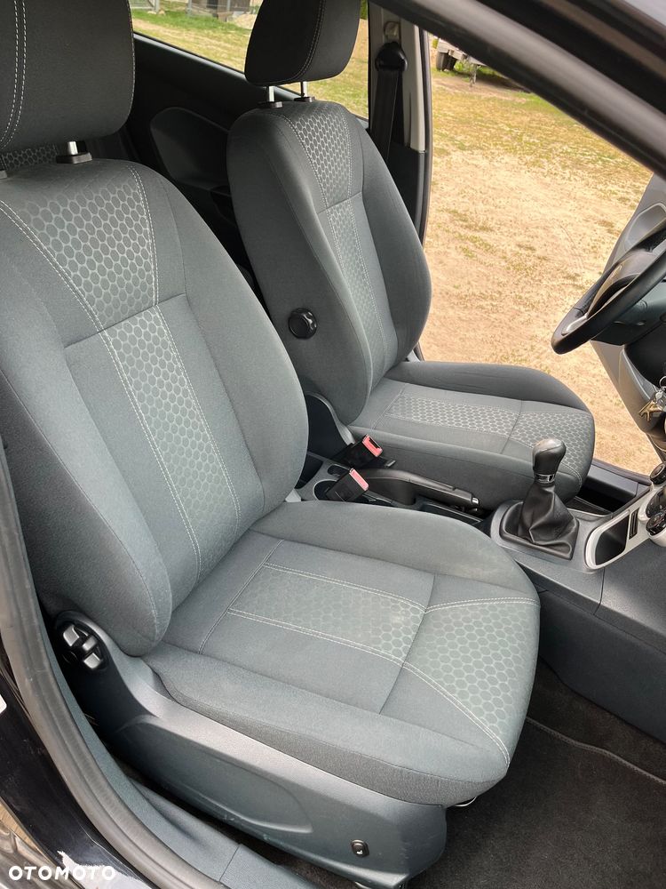 Ford Fiesta 1.25 Titanium EU5 - 13