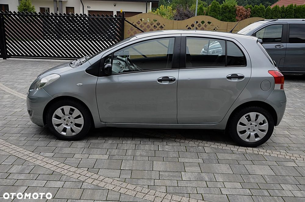 Toyota Yaris 1.33 Sol - 2