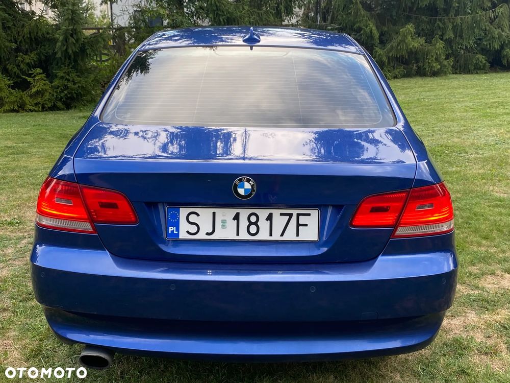 BMW Seria 3 2007 photo 4