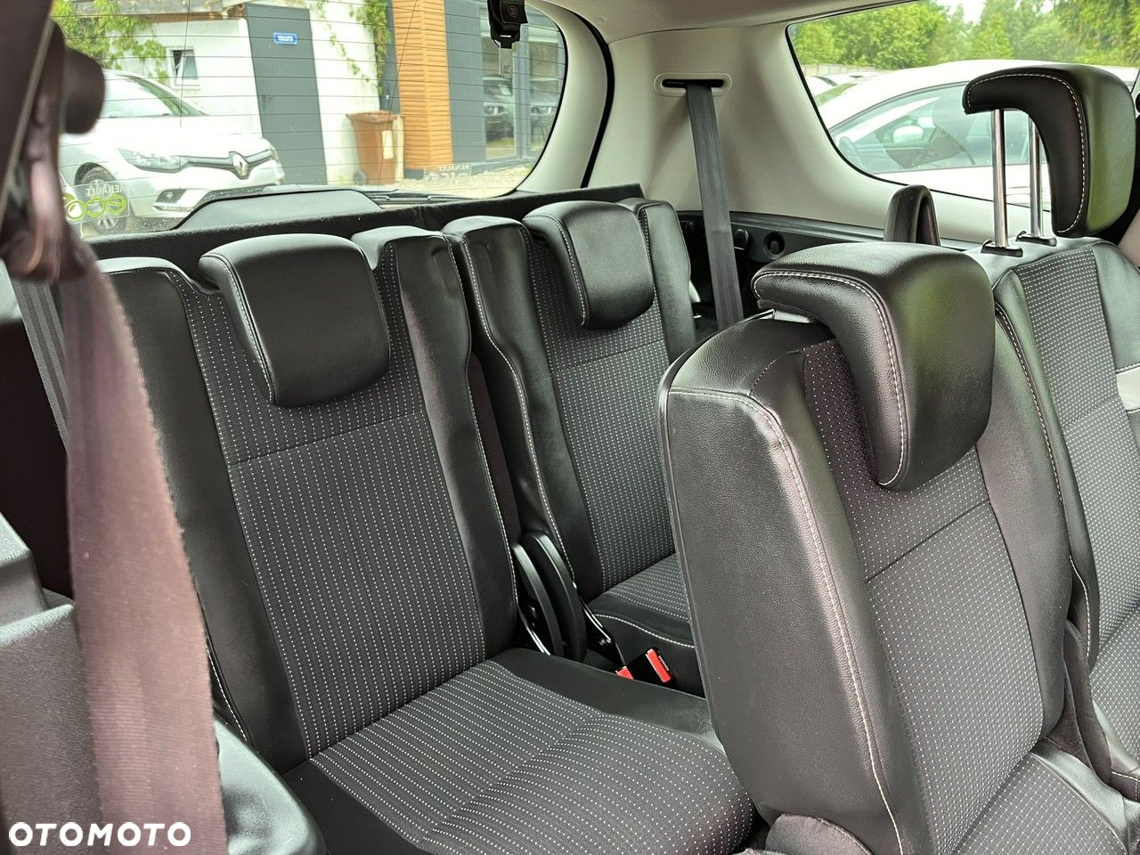 Renault Grand Scenic - 25