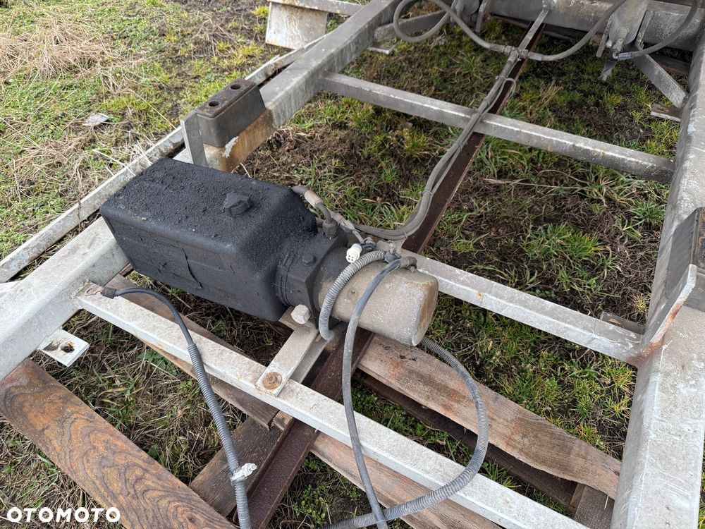 Wywrotka, wywrot Renault Master Mascott, 2 siłowniki 3x2m - 7