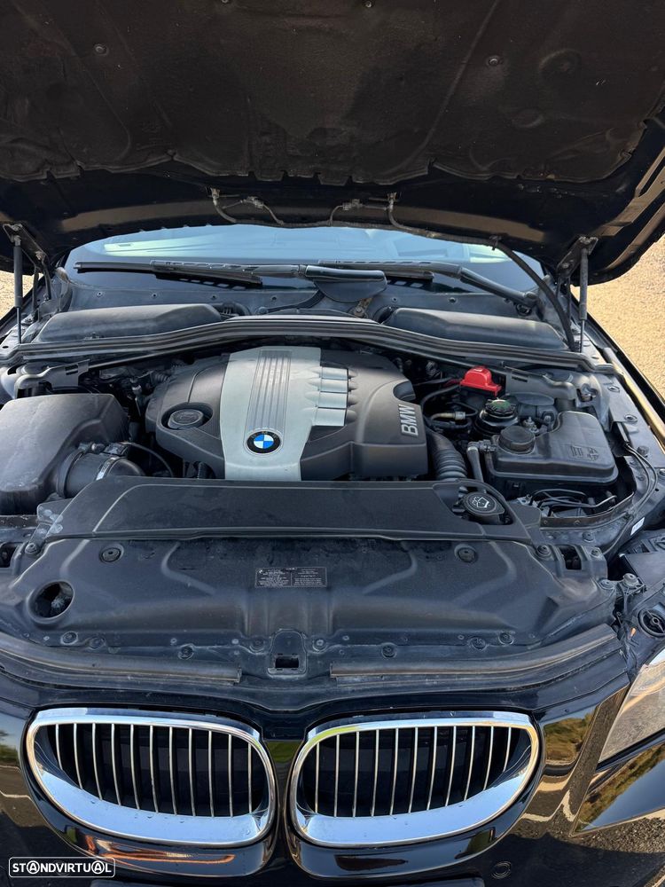 BMW 520 d Aut. Edition Sport - 32
