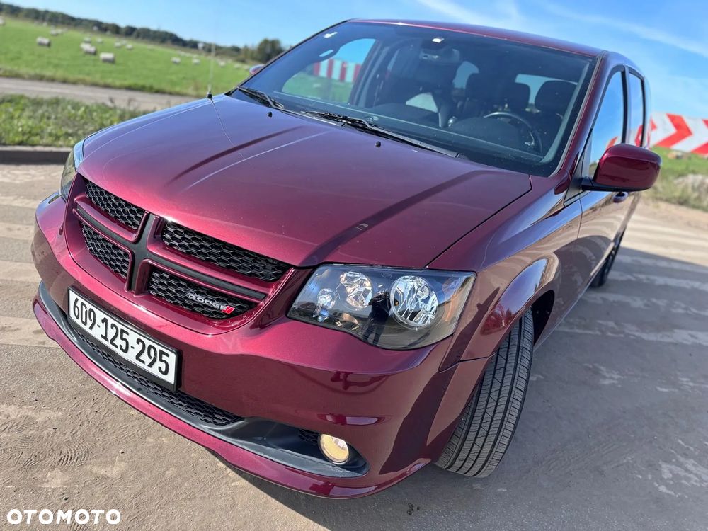 Dodge Grand Caravan 3.6 R/T - 1
