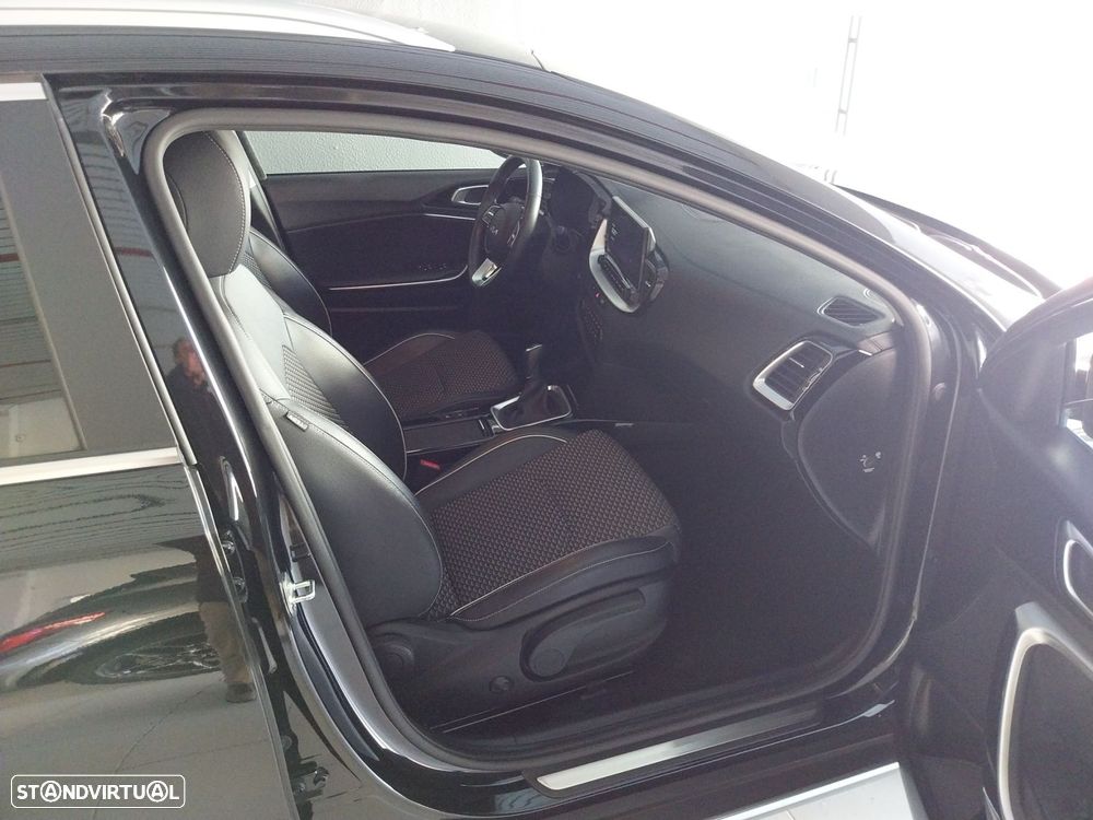 Kia XCeed 1.0 T-GDI GT-Line - 11