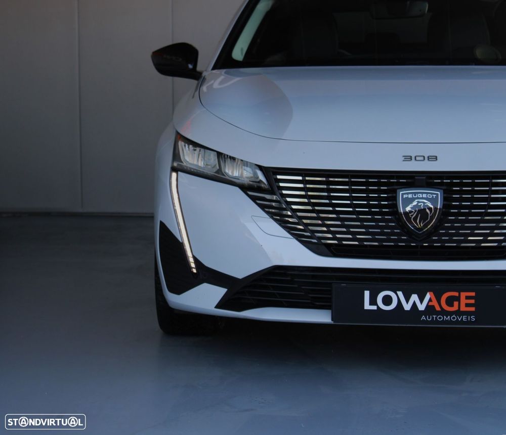 Peugeot 308 1.6 Hybrid Allure Pack e-EAT8 - 33