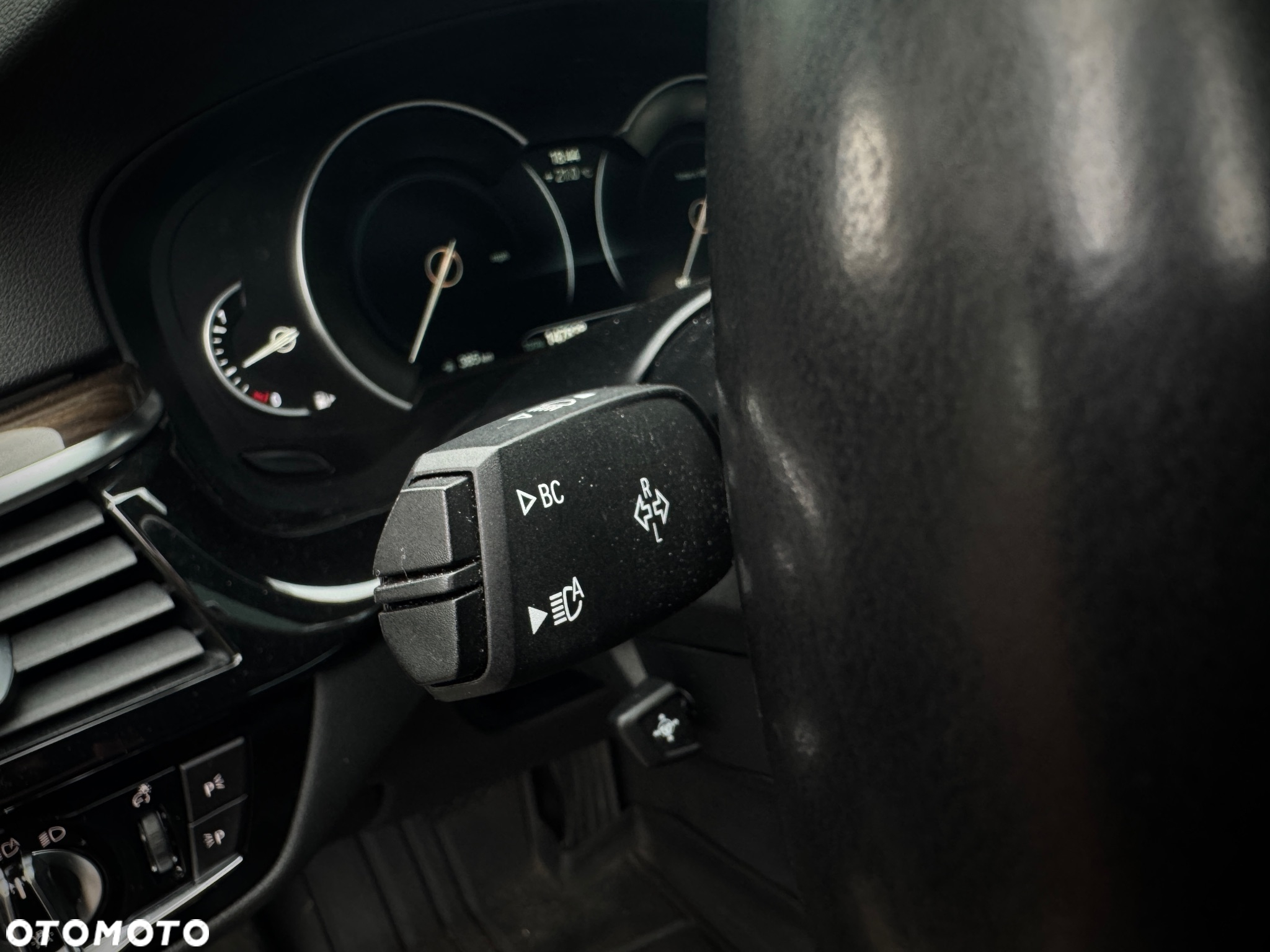 BMW Seria 5 ver-530i-xdrive-m-sport-edition - 23