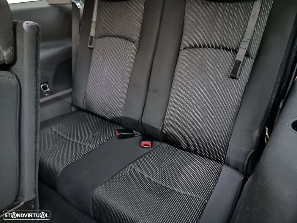 Fiat Freemont 2.0 M-Jet Urban - 13