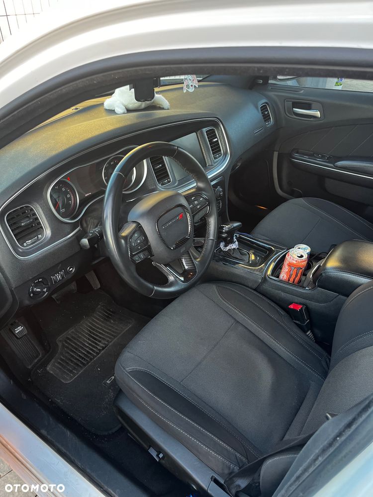 Dodge Charger - 11