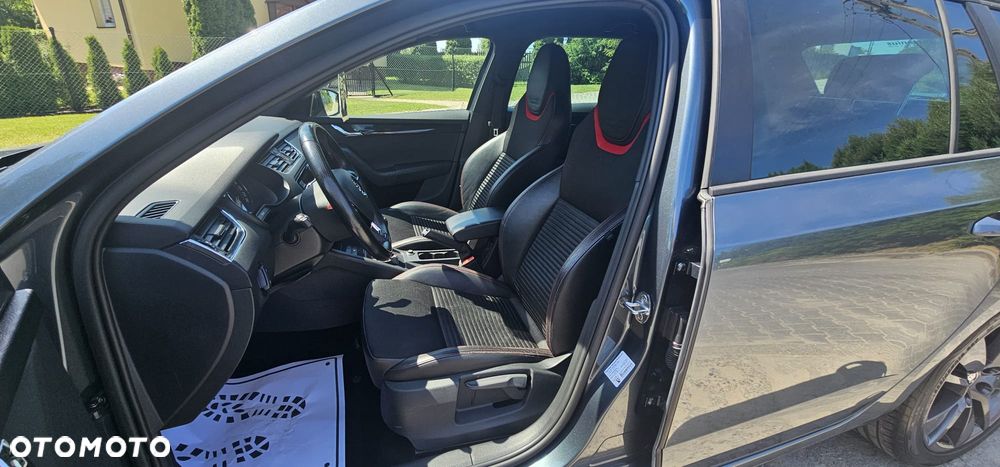 Skoda Octavia 2.0 TDI RS DSG - 10