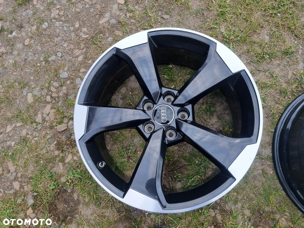 AUDI A3,S3 8VO601025FR alufelga ROTOR E8,0JX19H2 ET42 5X112 1szt, bdb stan - 2