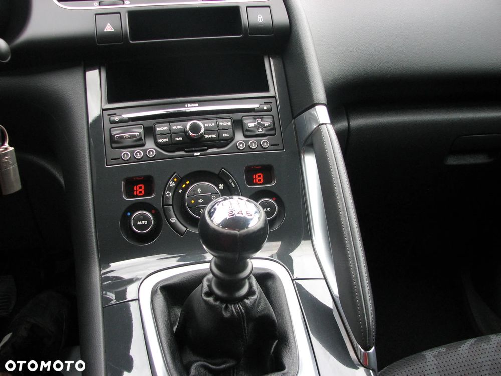 Peugeot 3008 HDi FAP 110 Platinum - 22