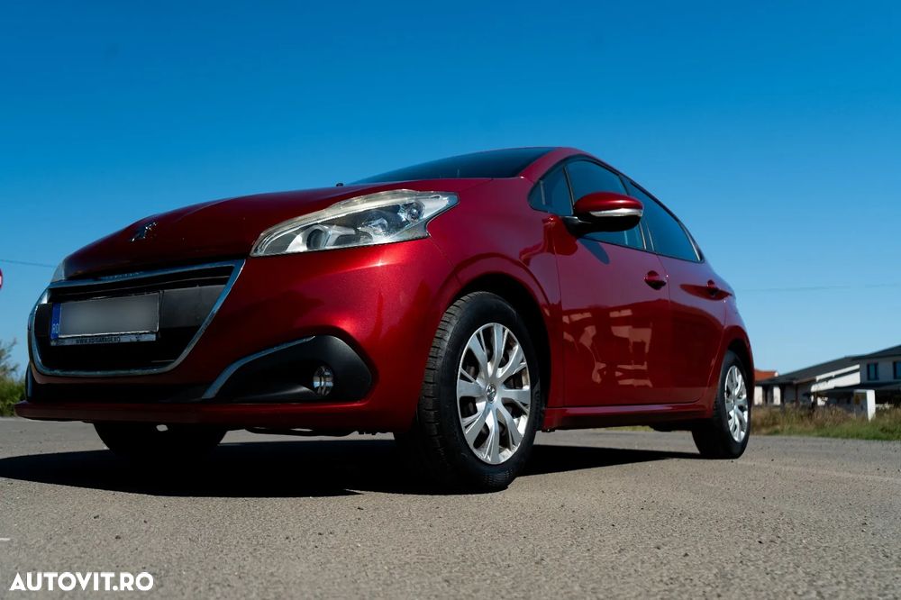 Peugeot 208 1.2 L PureTech Active - 8