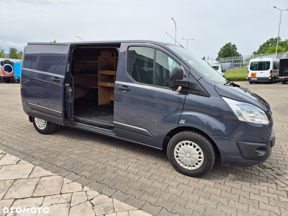 Ford TRANSIT CUSTOM 2.2 TDCi / L2H1 / LONG / BEZWYPADKOWY / SERWISOWANY / ZADBANY / HAK / GWARANCJA / 2800KG NA HAKU - 15