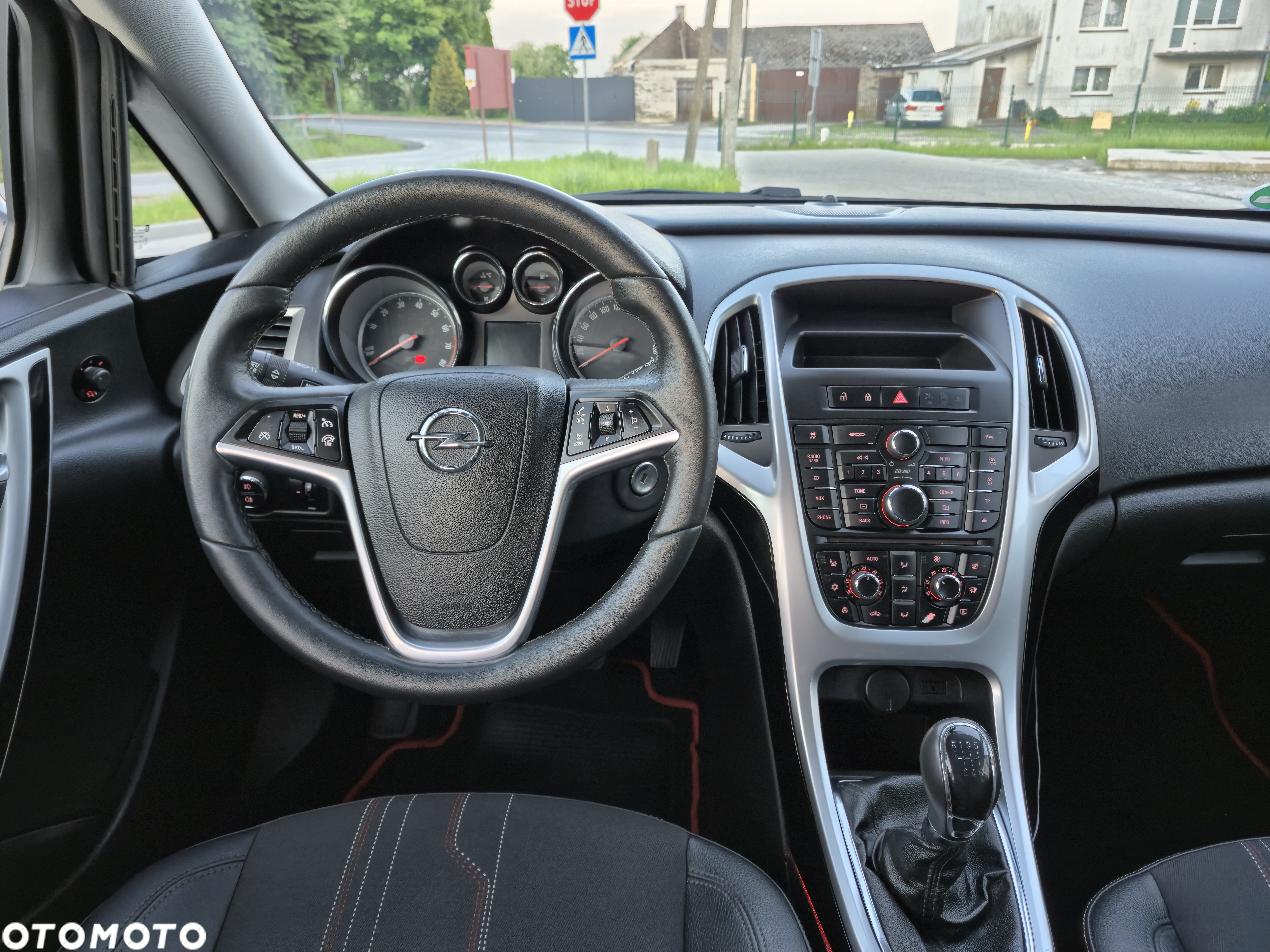 Opel Astra 1.4 Turbo Edition - 26