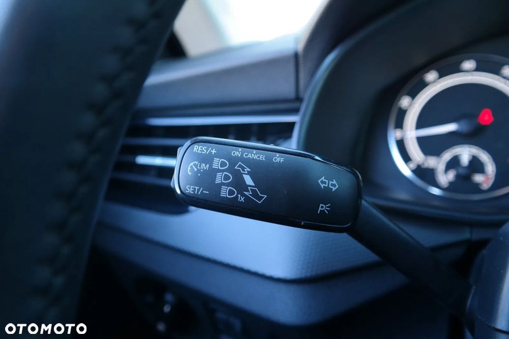Skoda Kamiq 1.0 TSI Ambition DSG - 18