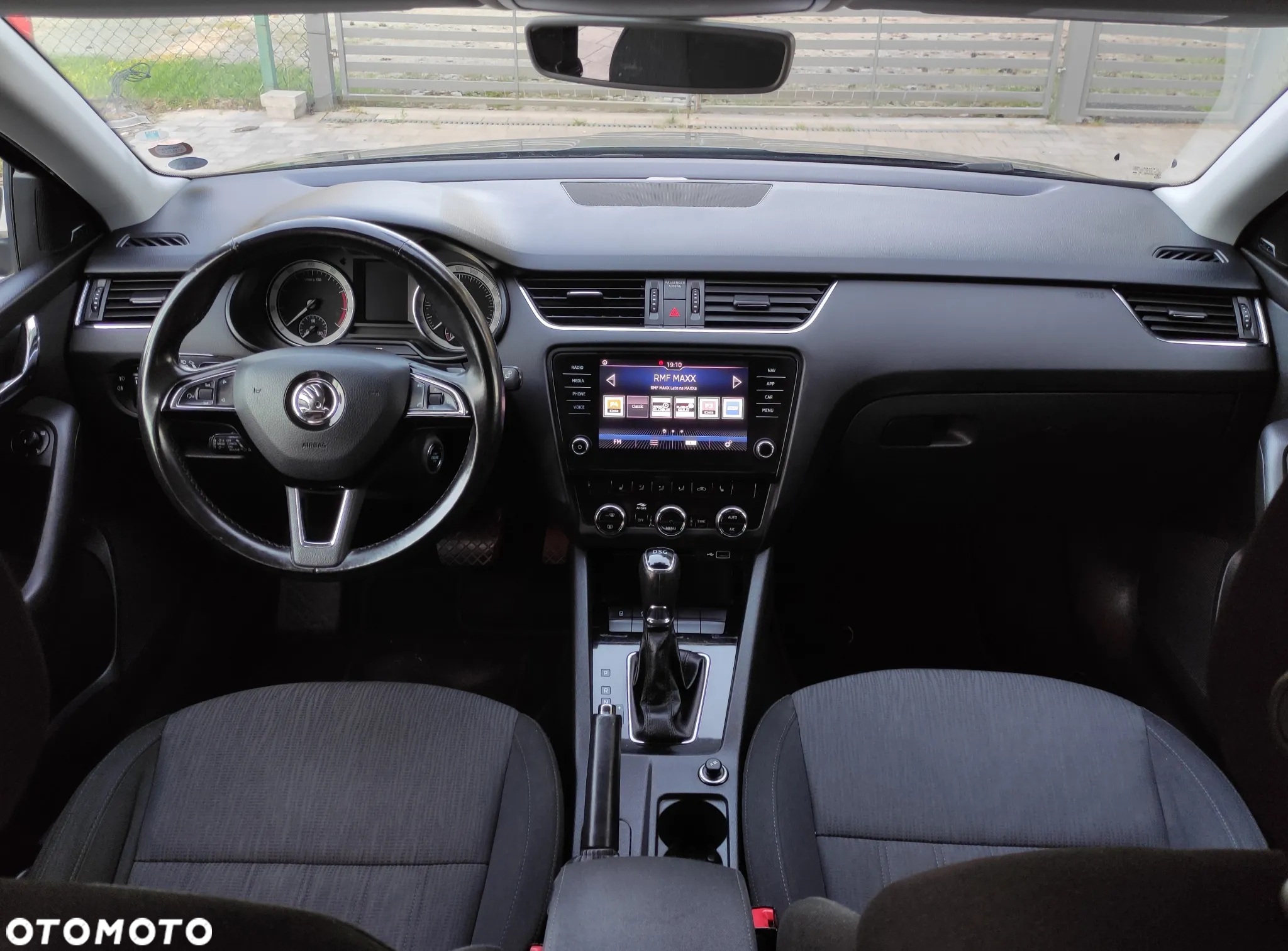 Skoda Octavia Combi 1.8 TSI DSG Style - 6