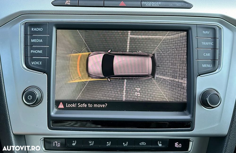Volkswagen Passat - 14