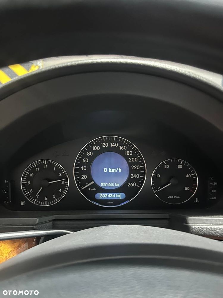 Mercedes-Benz Klasa E 220 CDI Automatik Elegance - 16