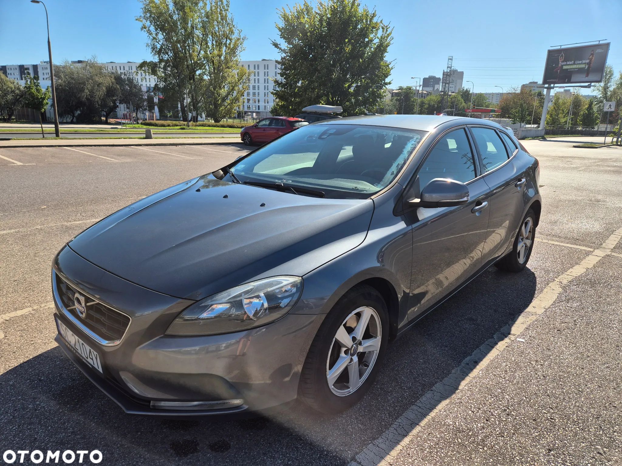 Volvo V40 D3 Momentum - 1