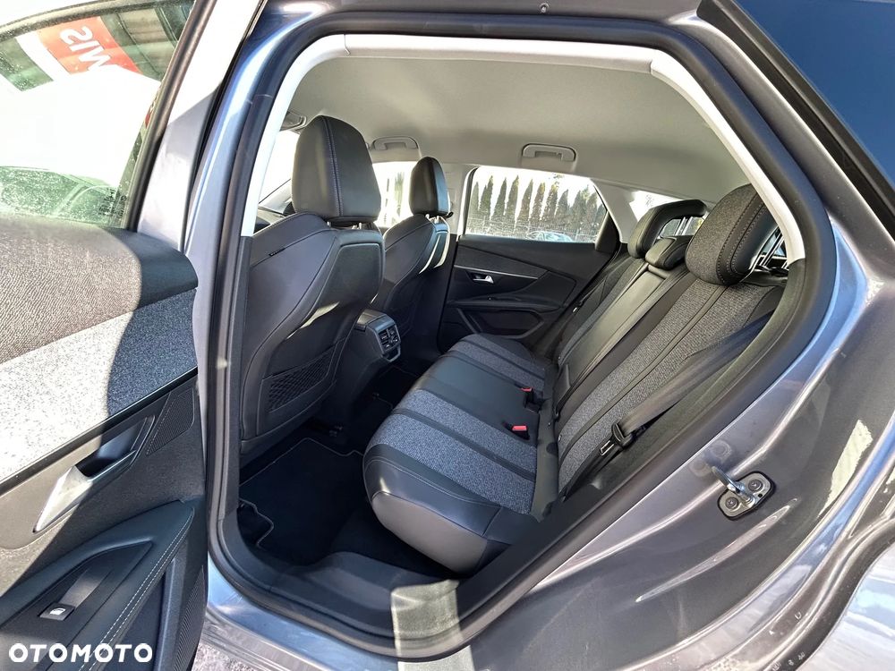 Peugeot 3008 1.5 BlueHDi Allure S&S EAT8 - 9